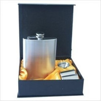 Pia International 70Z HIP FLASK GIFT SET Bar Set(Stainless Steel)