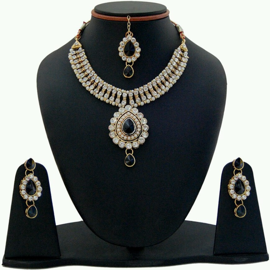 Deals - Delhi - Fashion Jewellery <br> Earrings, Pendants, Rings...<br> Category - jewellery<br> Business - Flipkart.com