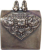 Jewels India Pendants & Lockets