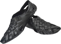 Strive Men Black Sandals