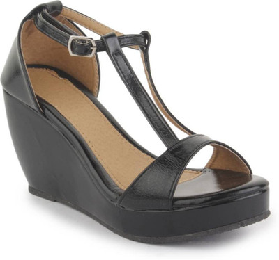 Digni Women Black Wedges